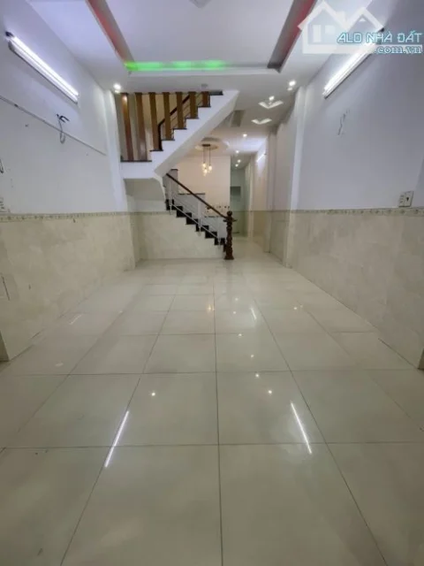BÁN NHÀ MẶT TIỀN .BÙI QUANG LÀ